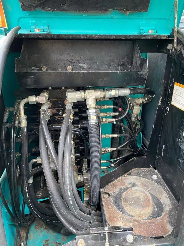 حفرة صغيرة من كوبيلكو SK50 SK55 SK60 SK70 للبيع حفرة صغيرة مستعملة للبيع من قبل المالك