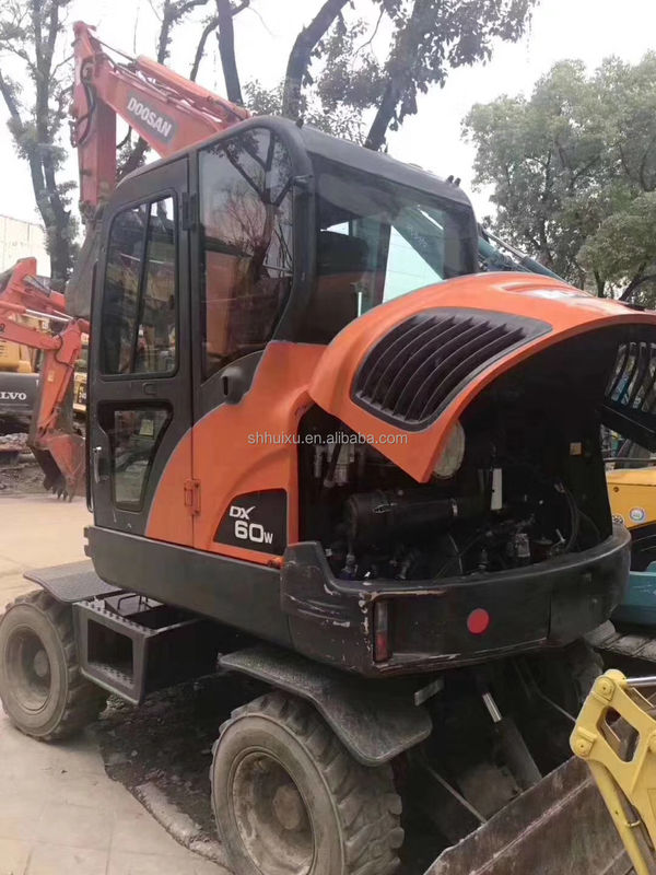 أداء ممتاز لـ Doosan 60w حفرة عجلات مستعملة حفرة عجلات مستعملة doosan DX60W