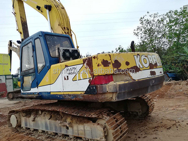 كوبيلكو SK200 أفضل أجهزة حفر يدوية مستعملة حفرة الزحف Kobelco SK200-3 للبيع