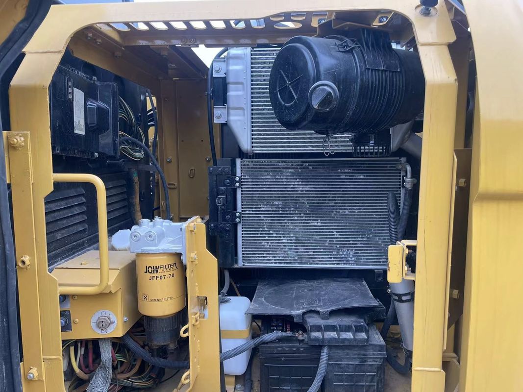 حفرة هيدروليكية مستعملة CAT312D آلة بناء ، يد ثانية حفرة الزحف اليرقات CAT312D مع العمل الجيد