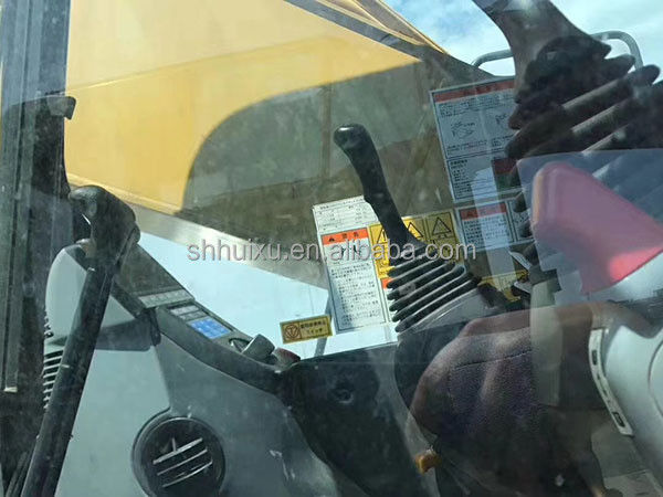 كوماتسو استخدمت كوماتسو PC205 الحفرة الزحفية جودة جيدة اليد الثانية حفرة آلة للبيع كوماتسو الحفرة