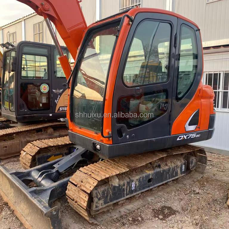 كوريا منشأ المستخدمة حفرة صغيرة Doosan75 الجودة آلة البناء/اليد الثانية الحفرة الزحفية الهيدروليكية DOOSAN75 مبيعات ساخنة