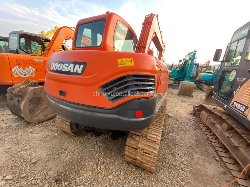 كوريا منشأ المستخدمة حفرة صغيرة Doosan75 الجودة آلة البناء/اليد الثانية الحفرة الزحفية الهيدروليكية DOOSAN75 مبيعات ساخنة