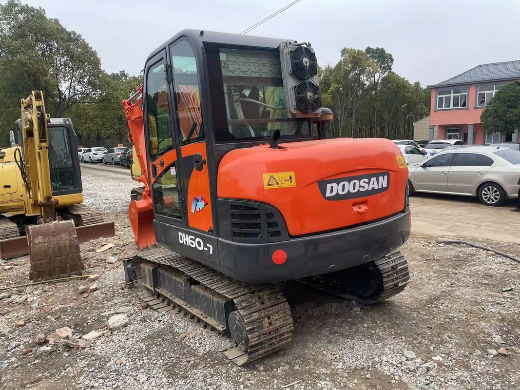 الجودة العالية الحفرة المصغرة المستخدمة Doosan ZX60 آلة البناء/حفرة الزحف الهيدروليكية اليد الثانية DOOSAN ZX60 كوريا