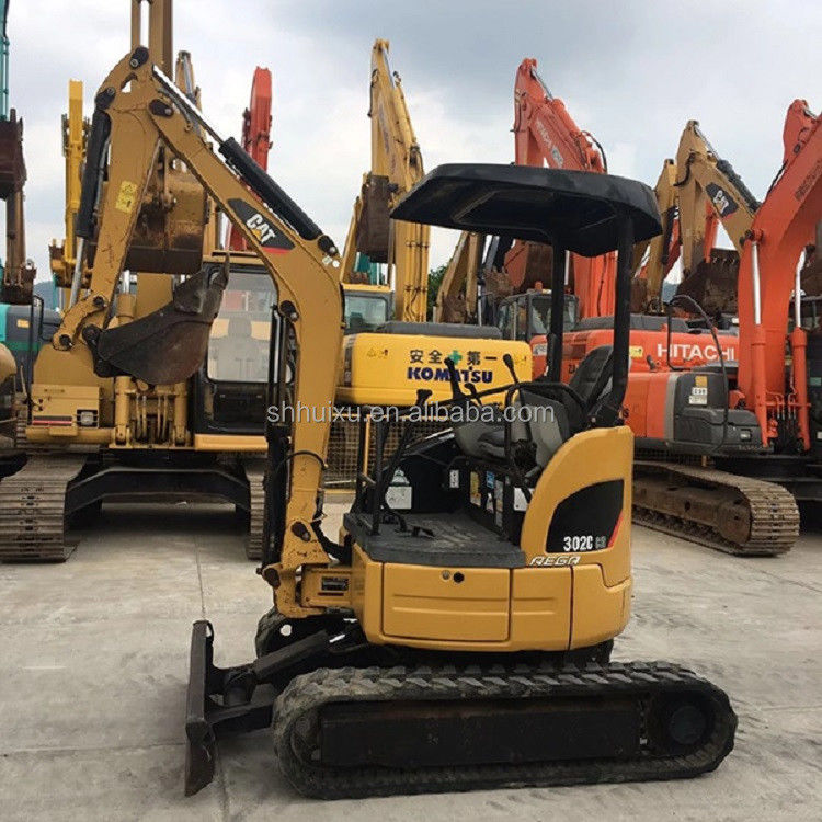 جودة جيدة اليد الثانية الحفرة الزحفية الصغيرة CAT302 المستخدمة الهيدروليكية حفرة مصغرة حفرة حفرة حفرة في المخزون