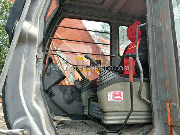 هيتاشي بيع ساخن آلة حفر يابانية هيتاشي ZX230 يد ثانية الحفرة الزحف في حالة جيدة