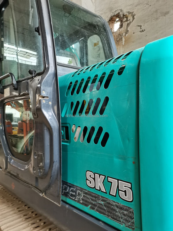 كوبيلكو SK200 الحفرة المصغرة المستخدمة كوبيلكو SK75 جودة جيدة سعر رخيص يدويا حفرة الزحف الهيدروليكي اليابان