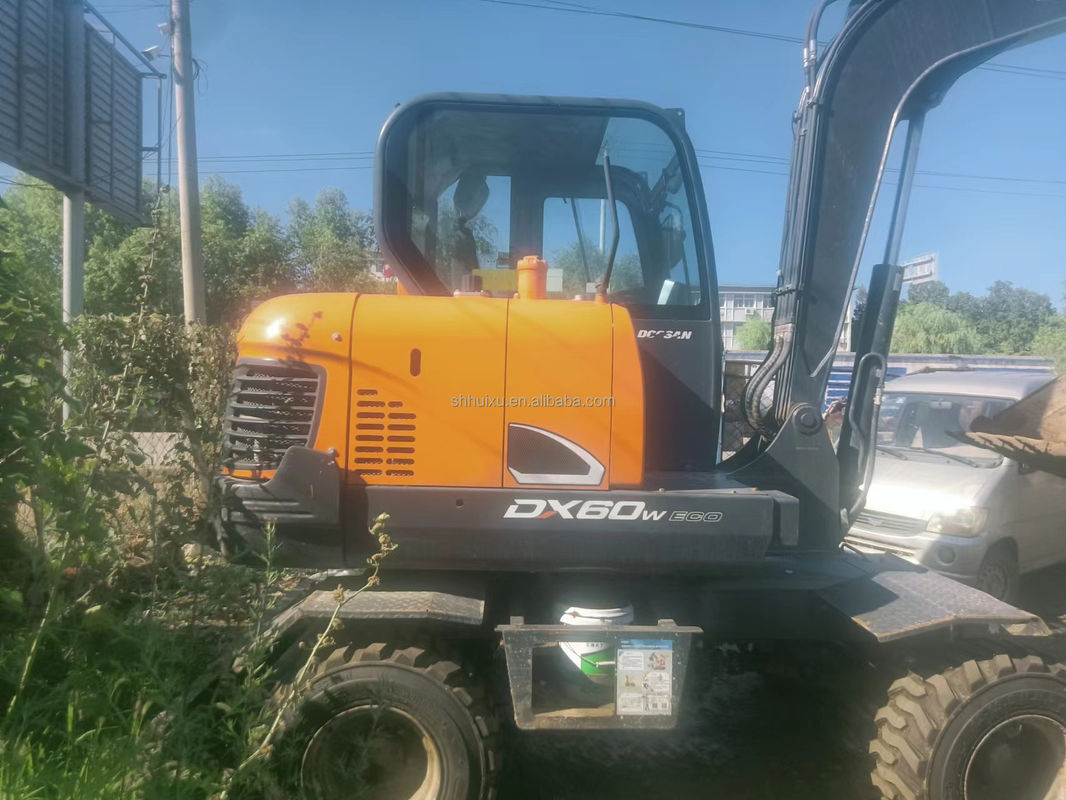 الحفرة المصغرة الأصلية المستخدمة الحفرة المصغرة Doosan DX 60 الحفرة المصغرة المستخدمة