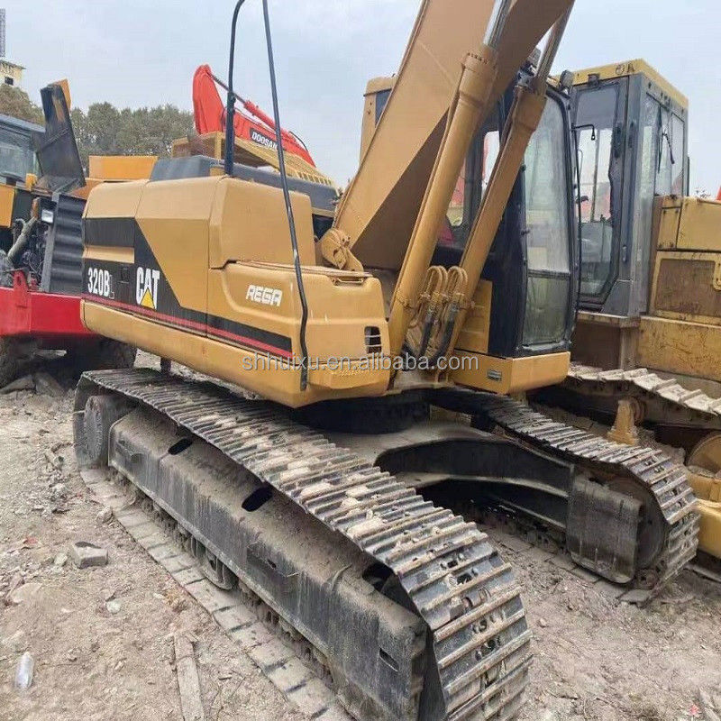 كاتربيلر 320d2 حفرة مستعملة آلة حفرة مستعملة CAT320B اليابان