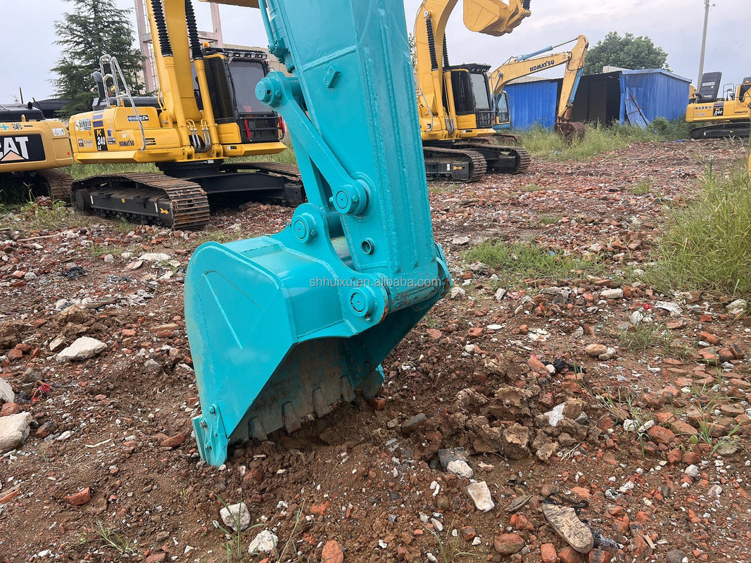 الحفرة المستخدمة كوبيلكو SK200 منتج بيع ساخن يد ثانية كوبيلكو SK200 للبيع