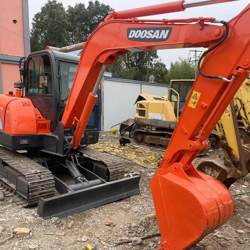 حفر الزحف Doosan DH60-7 حفرة صغيرة تستخدم الآلات الحفرة يد ثانية الحفرة الهيدروليكية