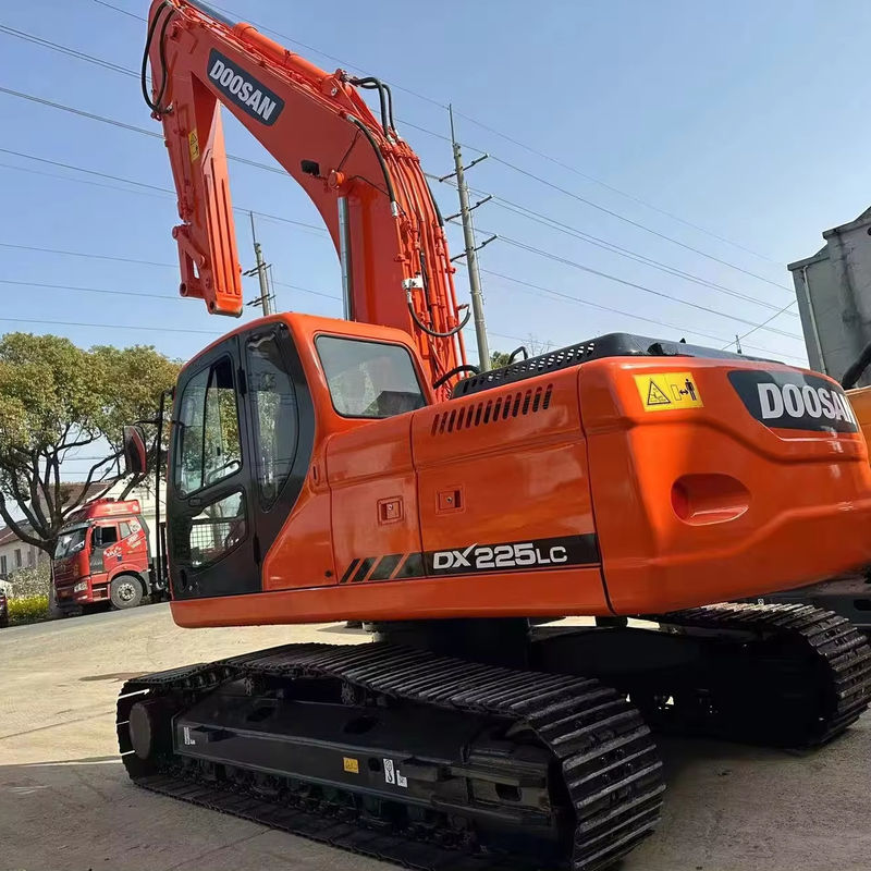 الطلاء الأصلي والحالة المستخدمة الحفارات دوسان DX225LC للبيع