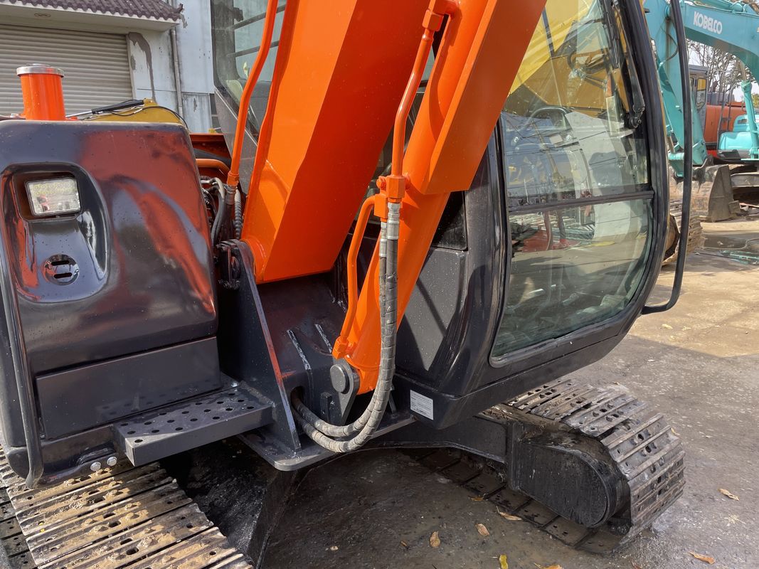 مُستخدَم هيتاشي 55U ZX60 ZX70 ZX120 حفرة صغيرة يد ثانية هيتاشي حفرة صغيرة 55U للبيع