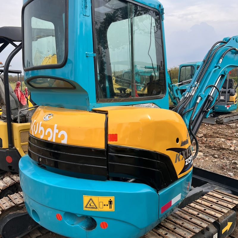 حفرة مصبوغة أصلية مستعملة Kubota 135 ميني حفرة يد ثانية 13500KG