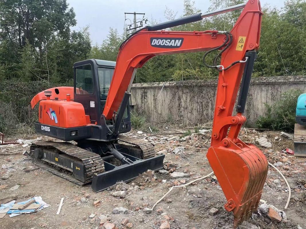 الحفارات المنزلية من نوع MINI DOOSAN DH55 DX60/ العلامة التجارية الكورية المستخدمة الحفارات المصغرة ذات كفاءة الوقود رخيصة في الإصلاح والحفر