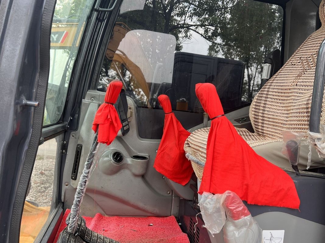 3 طن حفرة هيتاشي ZX30 مستعملة زاكسيس 30 حفرة صغيرة ZX30U 2 اليابانية مستعملة الحفرة للبيع