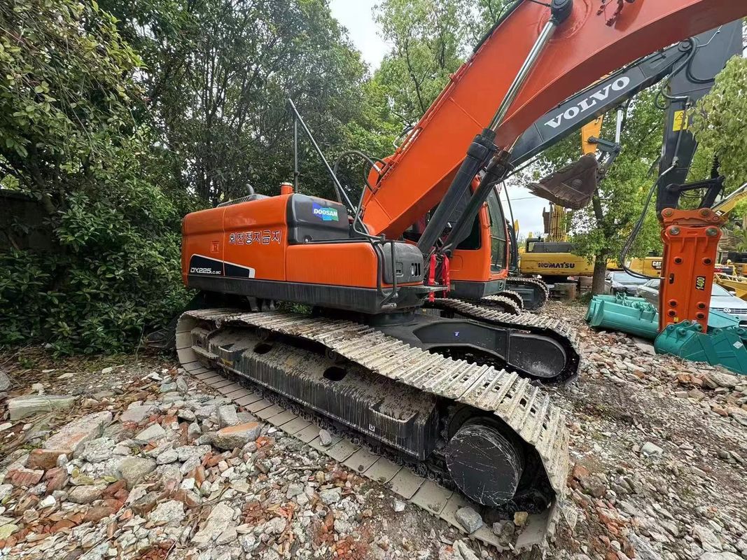 الحفار المستخدم doosan dh225 للبيع / ساعات عمل منخفضة doosan dh225 المستخدم في الصين شنغهاي