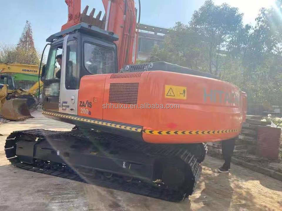 هيتاشي في المخزون حالة جيدة هيتاشي ZX200-5 يد ثانية حفرة الزحف الهيدروليكية/آلة حفر مستعملة هيتاشي ZX200-5 سعر رخيص