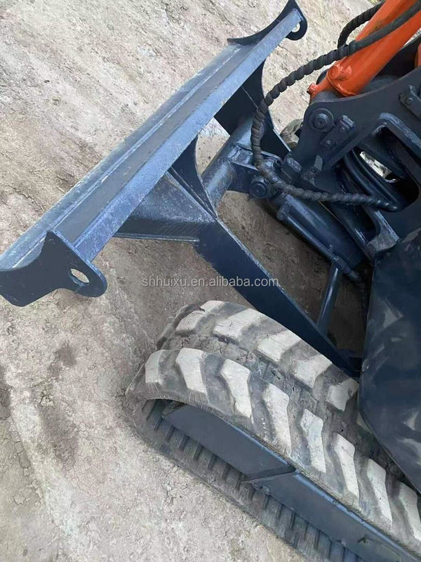 هيتاشي بيع ساخن جودة جيدة هيتاشي ZX30U يد ثانية الحفرة الزحفية الهيدروليكية / مستعمل حفرة مصغرة هيتاشي ZX30U سعر رخيص