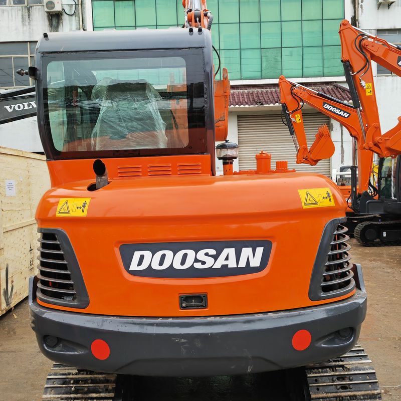 5.5 طن ميني مستعمل دوسان Dx55 محفر مستخدم 0.75m3 سعة دلو