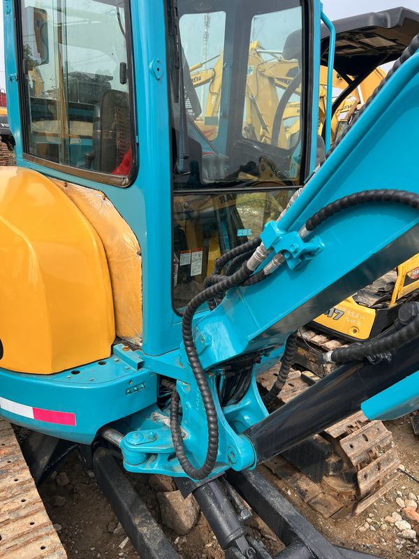 8.5t استخدمت Kubota 185 الحفارة الهيدروليكية الأصلية الزحفية/اليد الثانية Kubota 185 الحفارة الهيدروليكية الأصلية الزحفية