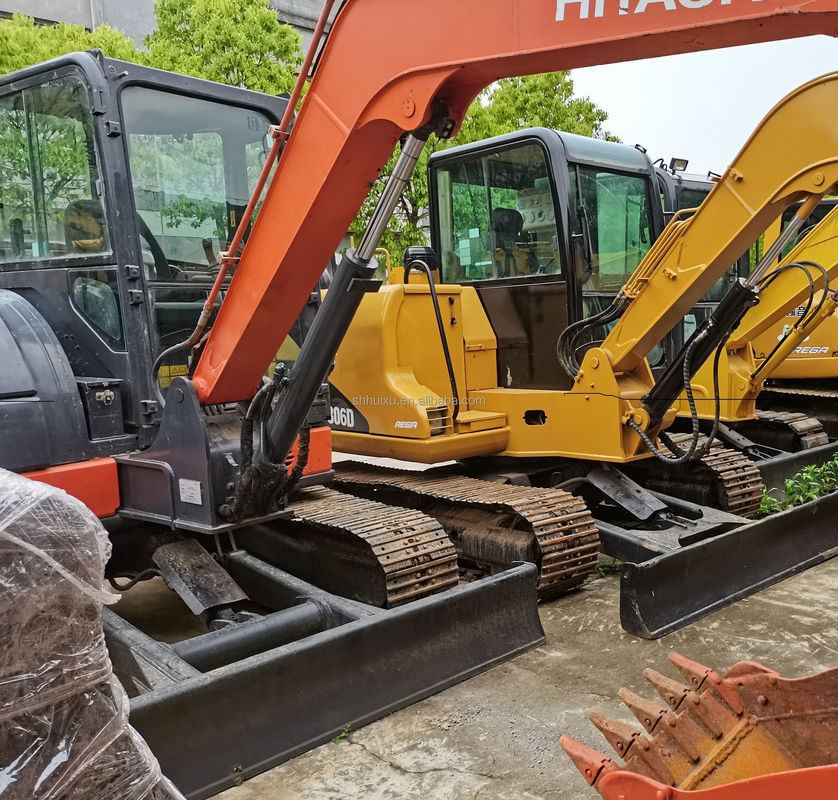 هيتاشي في المخزون الجودة الممتازة هيتاشي ZX55U اليد الثانية الحفرة الزحفية الهيدروليكية/حفرة مصغرة مستعملة هيتاشي ZX55U سعر رخيص