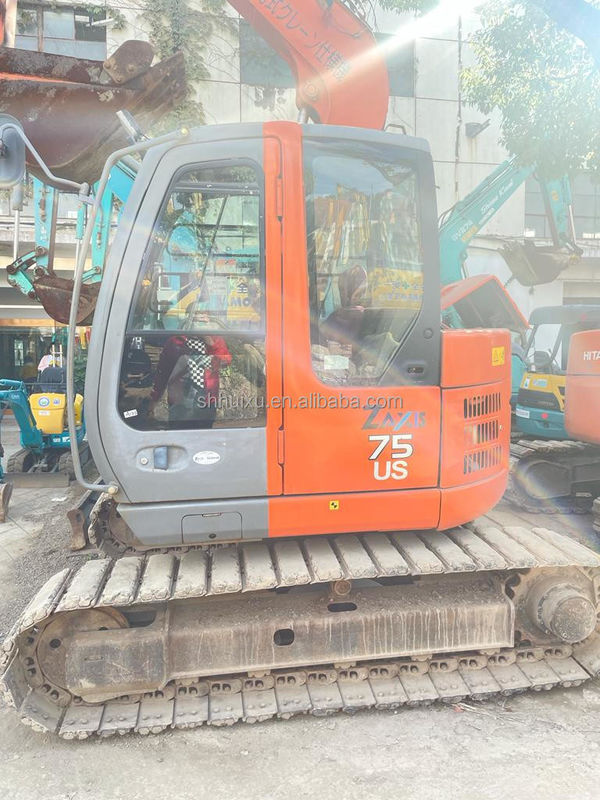 هيتاشي في المخزون اليابان منشأ هيتاشي ZX75 اليد الثانية الحفرة الزحفية الهيدروليكية/حفرة مصغرة مستعملة هيتاشي ZX75 جودة جيدة سعر رخيص