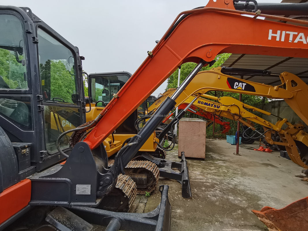 هيتاشي في المخزون الجودة الممتازة هيتاشي ZX55U اليد الثانية الحفرة الزحفية الهيدروليكية/حفرة مصغرة مستعملة هيتاشي ZX55U سعر رخيص