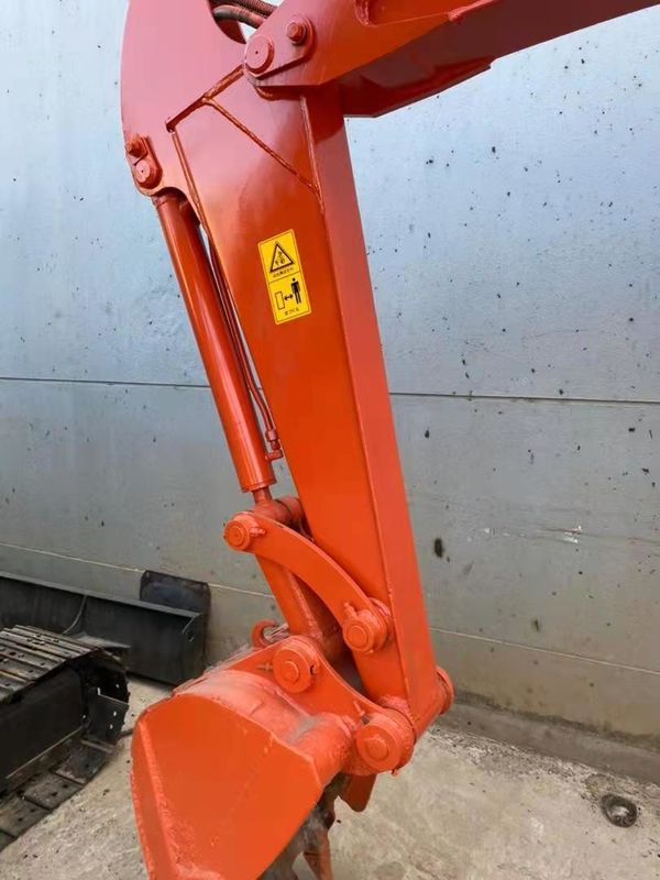 أكثر ما تباع هو HITACHI 40U الحفرة الهيدروليكية الزحفية يد ثانية جودة جيدة / آلة حفرة مستعملة HITACHI 40U بيع ساخن