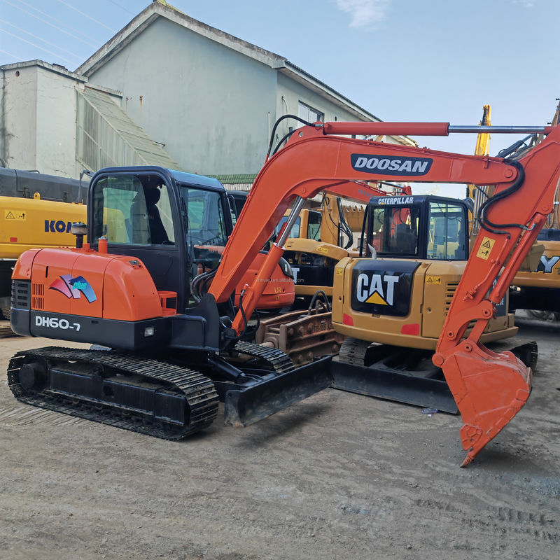 DH60 Dx60 Dh6 حفارة دوسان مستعملة حفارة يدوية 5.5 طن