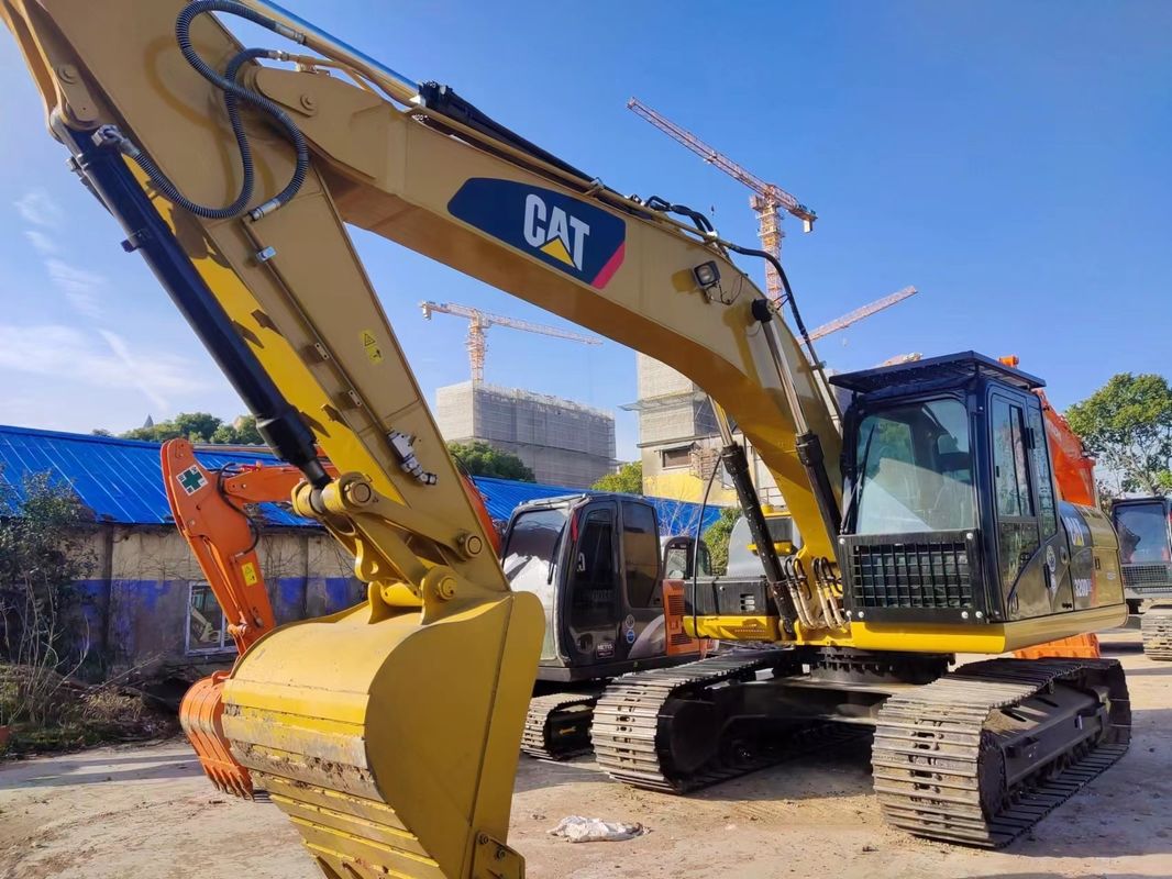 آلة حفر ذات جودة جيدة من يد ثانية Cat320D اليابان المصدر حفرة اليرقة المستخدمة مع EPA Caterpillar في المخزون