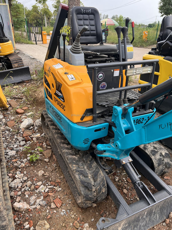 ساعات عمل منخفضة آلات الطرق Kubota U17 حفرة مستعملة مع محرك عالي الجودة ومضخة حفرة رخيصة حفرة مستعملة الزاحف
