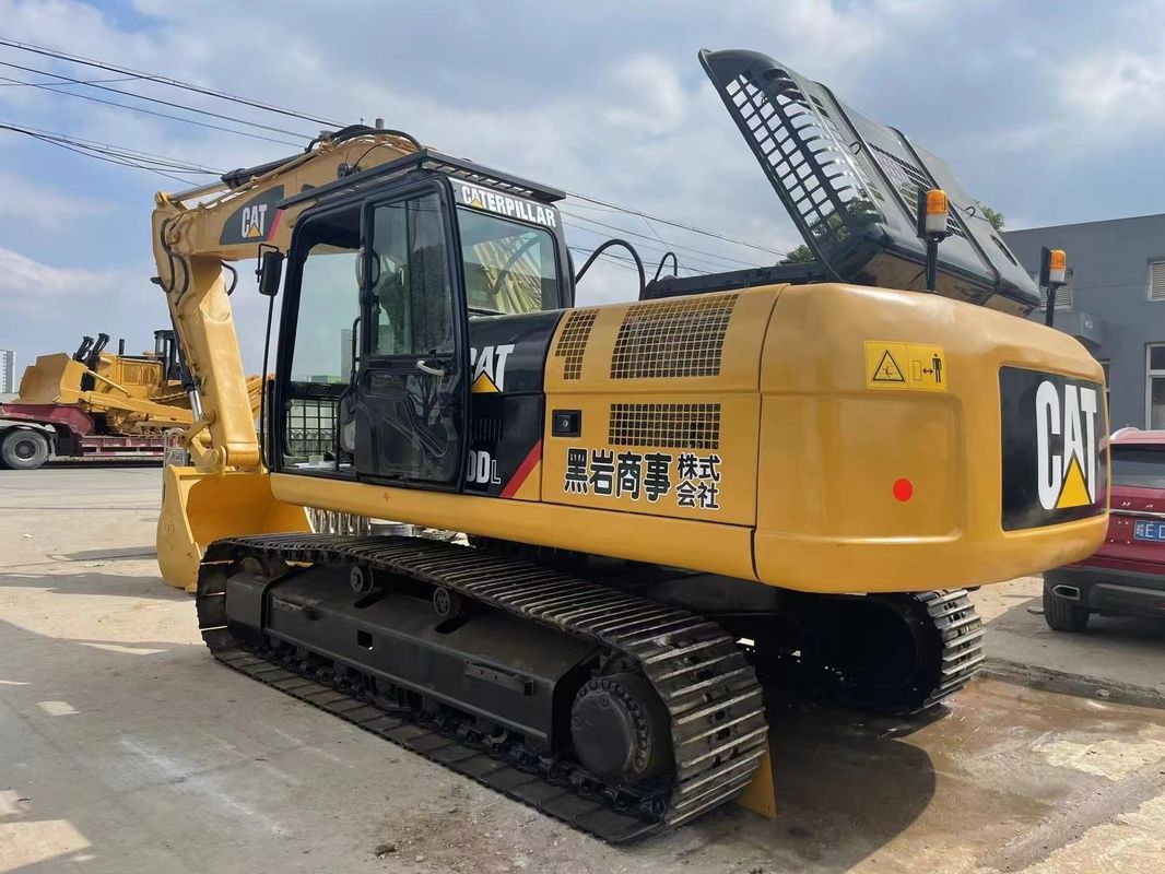 الحفرة الزحفية الكبيرة CAT 330D الحفرة اليدوية الثانية تستخدم آلة ثقيلة 30 طن الزحفية الهيدروليكية الحفرة الكبيرة