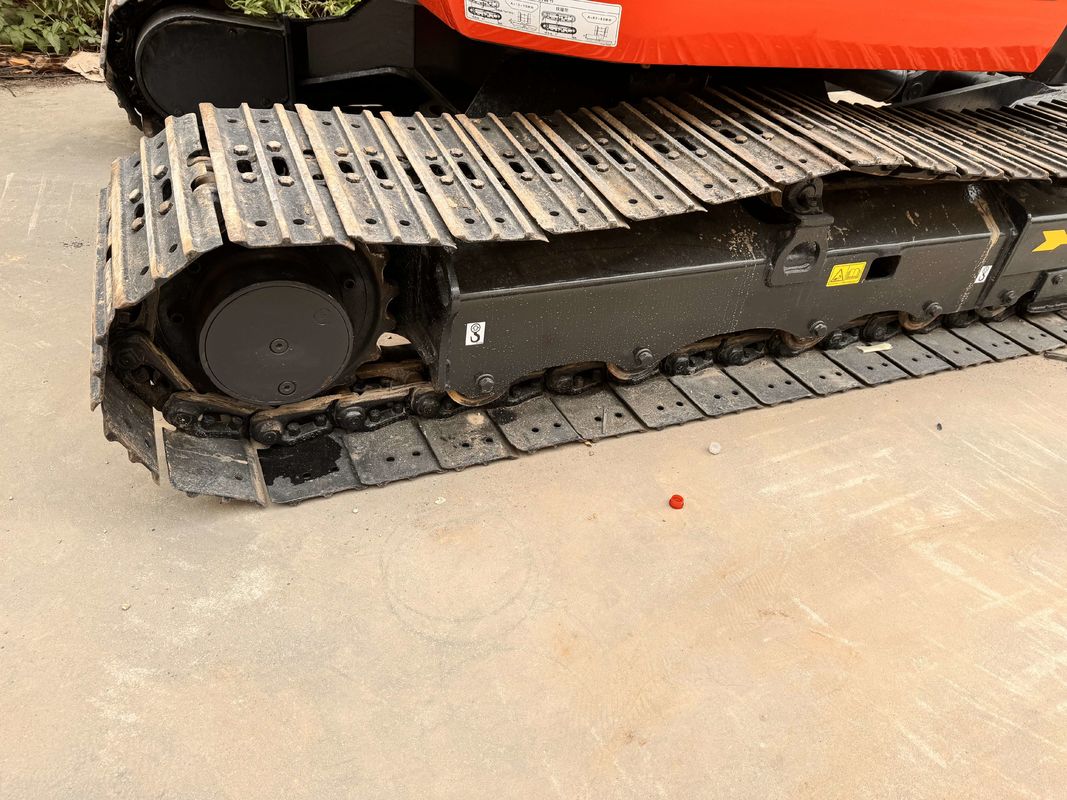 الحفارات المستخدمة kubota165 المستخدمة الزحف الحفارة لجانبان الأصلية آلات البناء المستخدمة الحفارة الصغيرة 6.5 طن