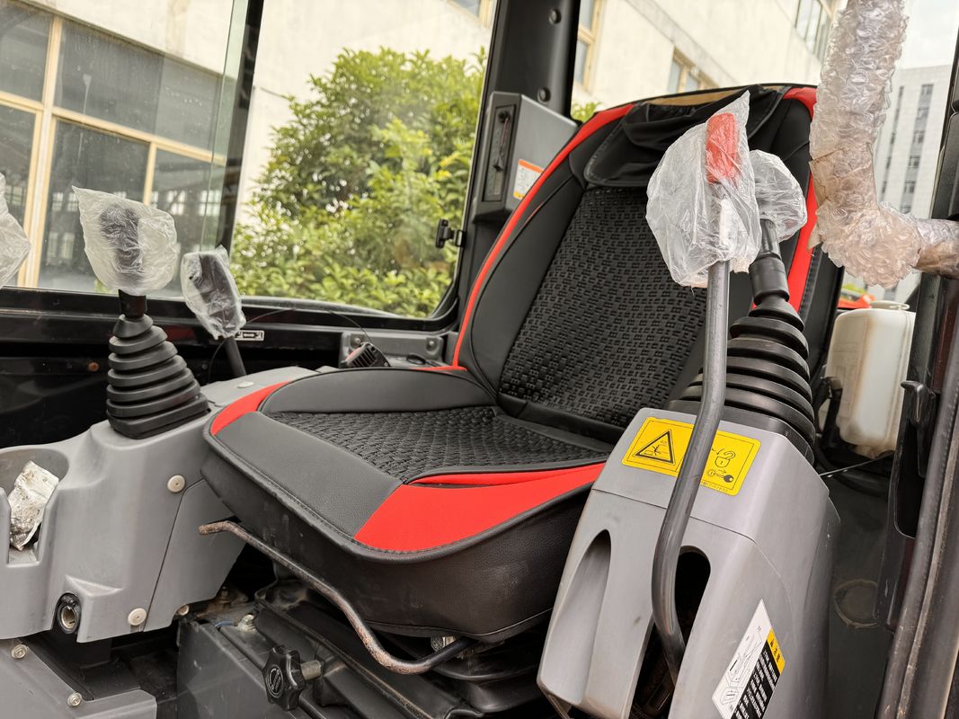 الحفارات المستخدمة kubota165 المستخدمة الزحف الحفارة لجانبان الأصلية آلات البناء المستخدمة الحفارة الصغيرة 6.5 طن