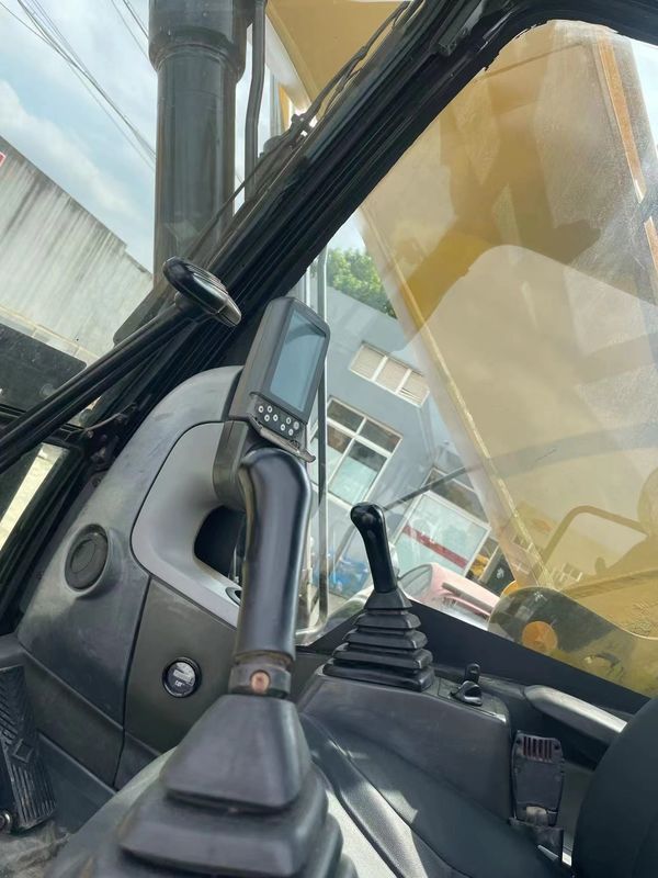 حفرة مستعملة CAT 330D حفرة يدوية مستعملة آلة ثقيلة 30 طن حفرة يدوية استيراد حفرة