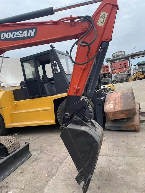 الحفرة الأصلية المستخدمة دوشان DH55 في حالة جيدة قوية وسهلة الصيانة