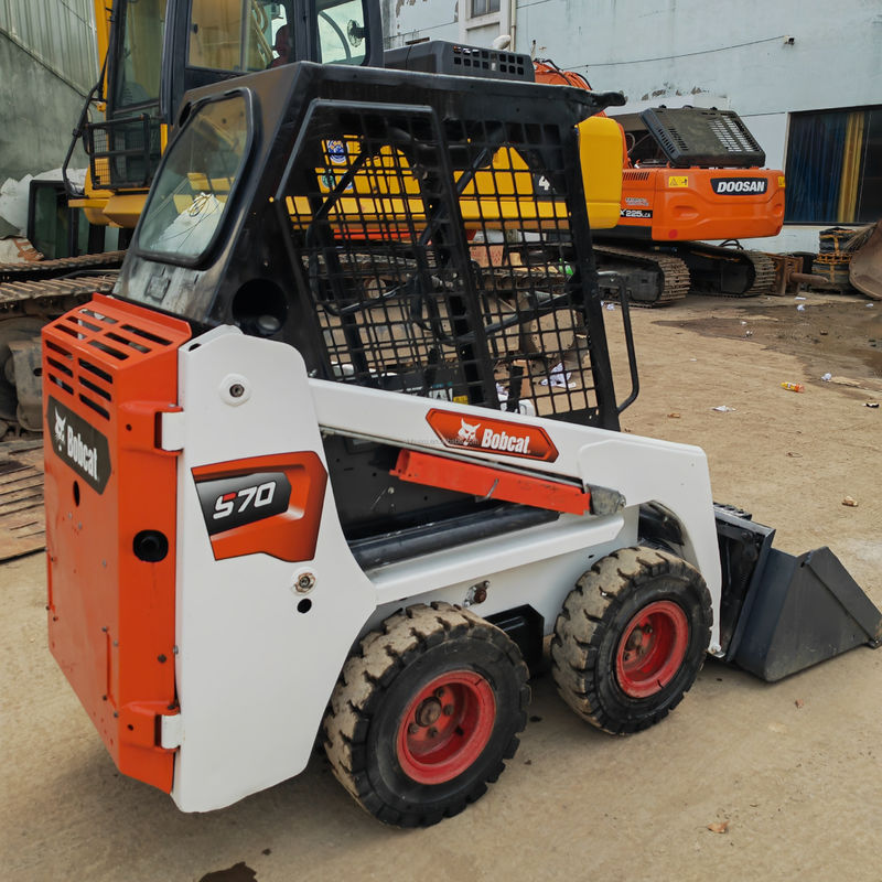 حمولة متعددة الوظائف المستخدمة للسكيد ستير BOBCAT S70 Doosan Bobcat 1 طن حمولات صغيرة مستعملة