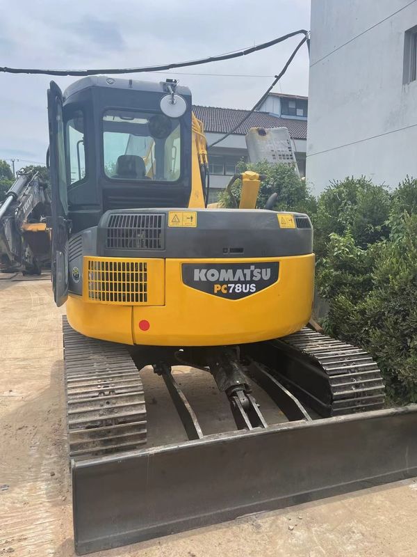 حفرة مستعملة كوماتسو PC70-8 /محرك أصلي كوماتسو PC70-8 يد ثانية
