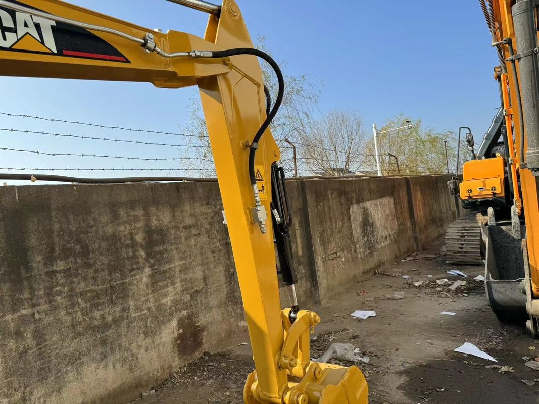 جودة موثوقة سعر المصنع الجرار الحفارات المصغرة المستخدمة CAT 303 للعمل في المنزل