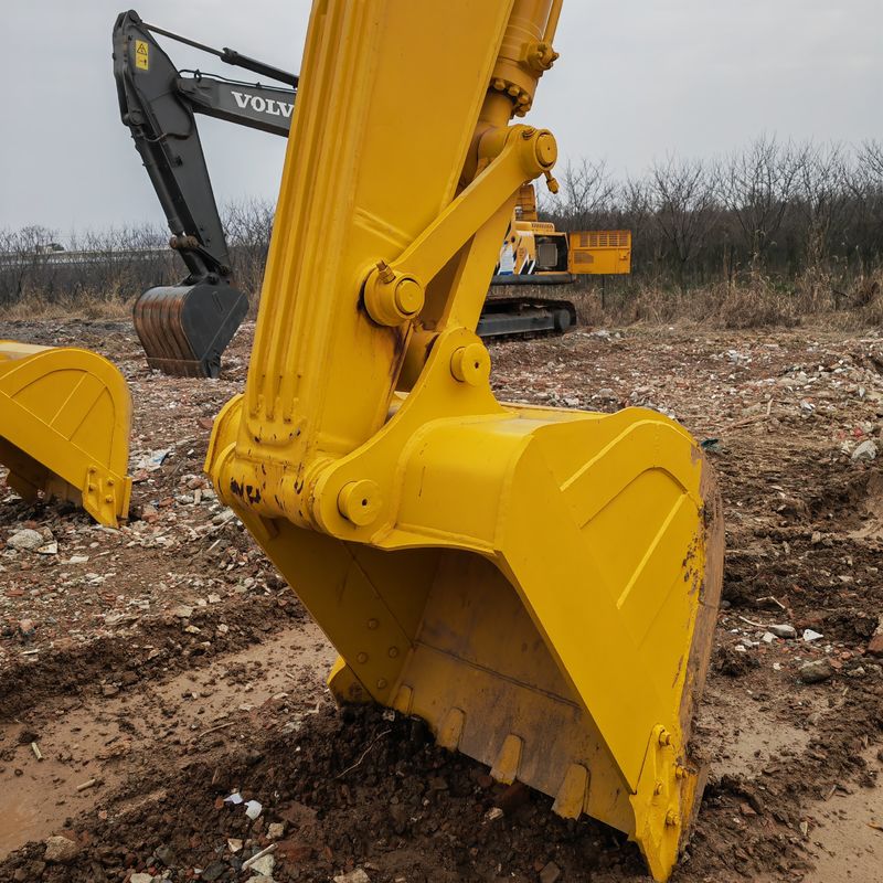 في المخزون الحفرة الكبيرة المستخدمة كوماتسو PC220-8/الوصول الجديد يد ثانية كوماتسو PC220-8