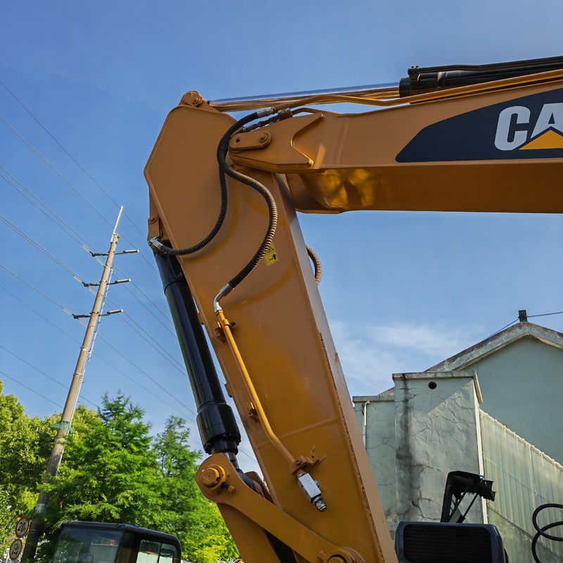 محفر كراولر مستعمل بحالة جيدة CAT323DL 306 308 320D/ سعر منخفض يد يابانية مستعملة محفر في المخزون