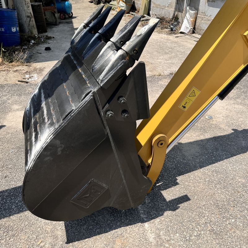 تم إنتاج Caterpillar 307.5 المستخدمة في عام 2023 / CAT 308 320D 330D 301.7 Min الحفارات آلات البناء