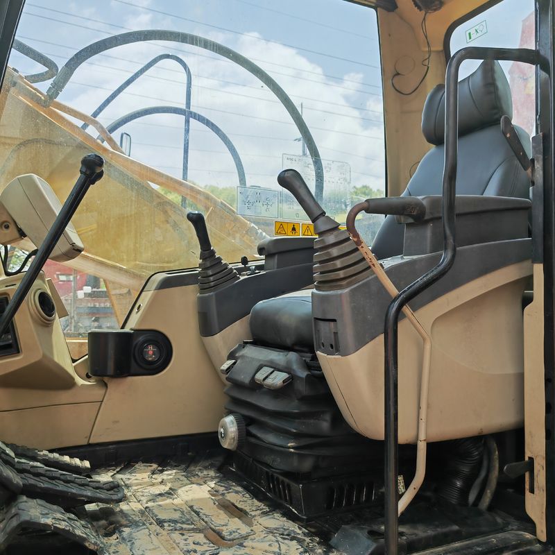 الحفرة الهيدروليكية المستخدمة CAT315C آلات البناء لديها EPA غيرها من آلات البناء
