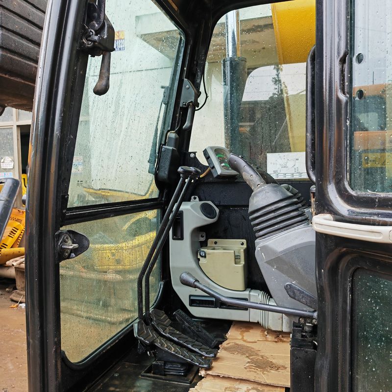 زاحف عالي الجودة الحفرة المستخدمة CAT 307E2 الحفرة المستخدمة بناء المعدات الصغيرة بناء الآلات لديها EPA