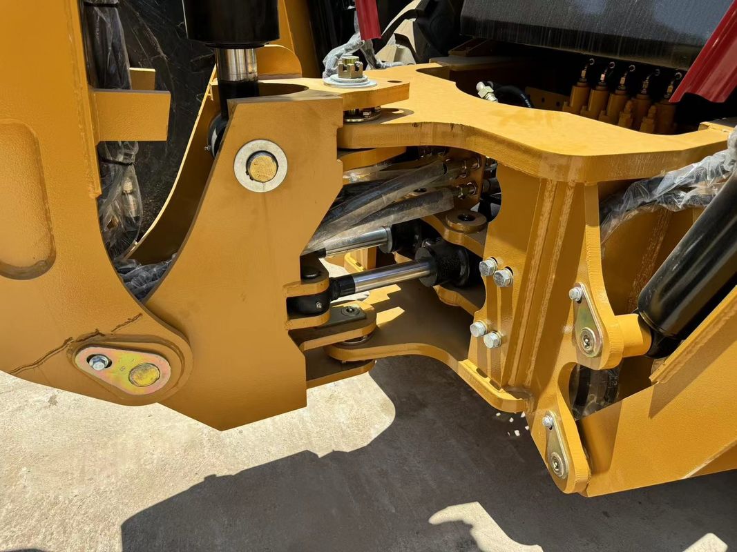 حفرة مستعملة كاتربيلر CAT420F مكشوفات خلفية مشغولة في كلا الطرفين