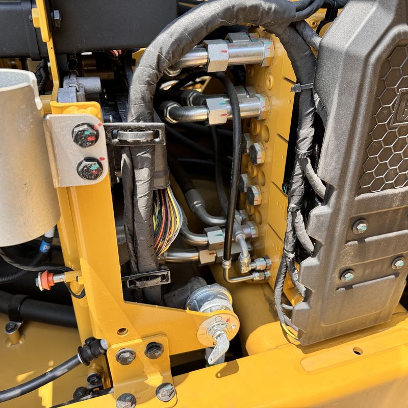 اليابان الأصلية المستخدمة حفرة مصغرة Caterpillar CAT307 305.5 303/ الحفرة الزحفية الصغيرة المستخدمة