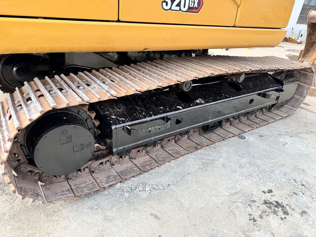 أحدث نموذج لـ (كارتر) حفرة مستعملة عثة CAT320GC 307GC حالة عمل جيدة