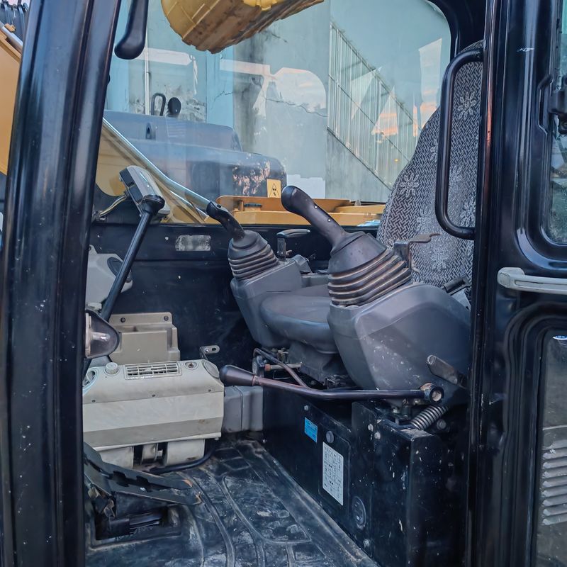 القطط المستخدمة الحفارة اليرقة CAT308E 306E 305.5E/ بنية تحتية آلات البناء لديهم شهادة EPA