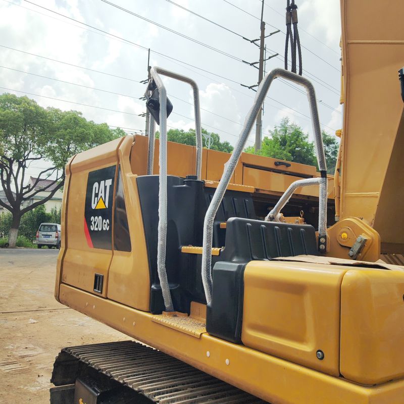 الحفارات المستخدمة CAT 320GC حفرة مستعملة الآلات المستخدمة الآلات البناء الأخرى الآلات الخرسانية